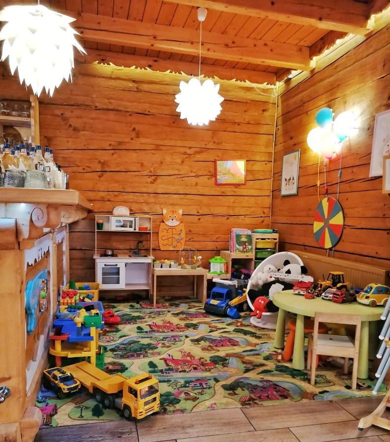 Pokoje I Domki Na Szlaku ポラニツァ・ズドゥルイ エクステリア 写真